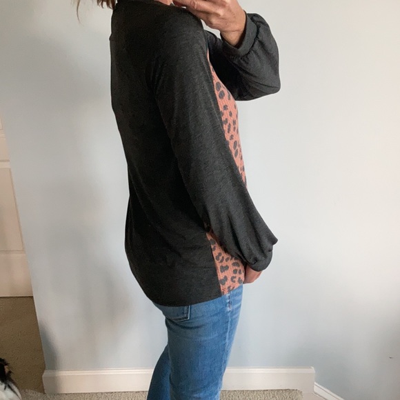 Animal Print, Long Sleeve Top - Picture 5 of 8